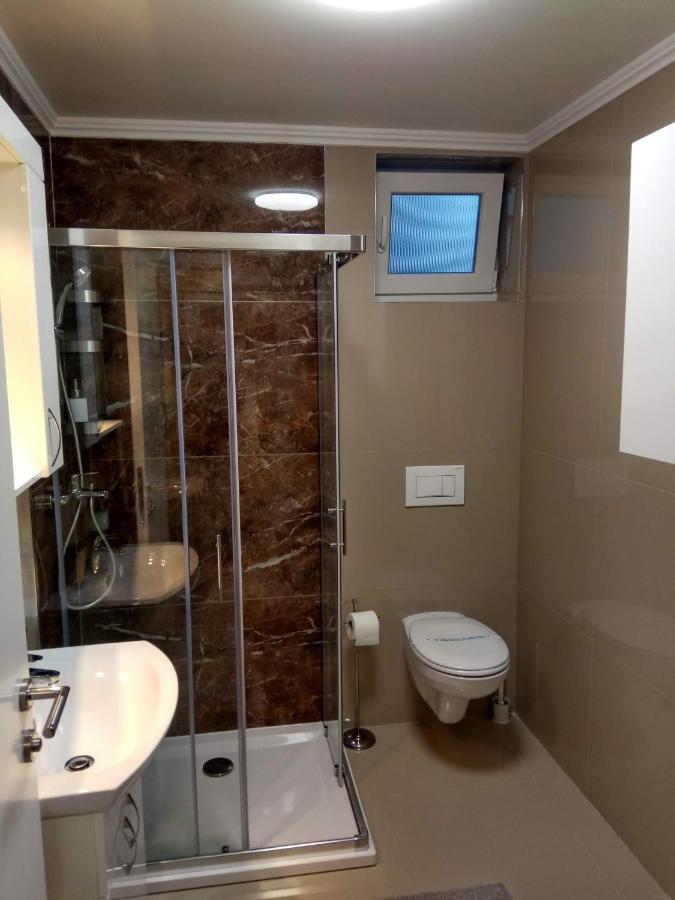 Apartment Cherry Gold Zrenjanin Eksteriør billede